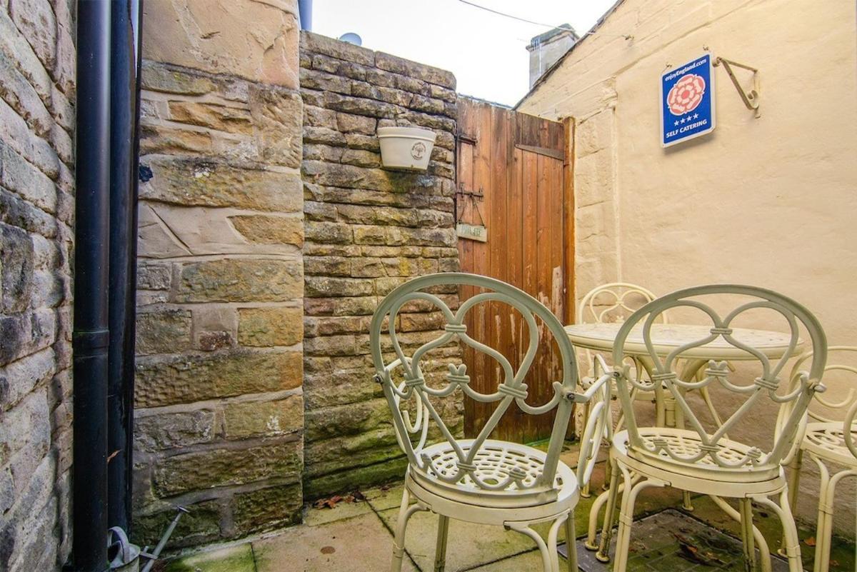 Pudding Cottage In Bakewell Kültér fotó